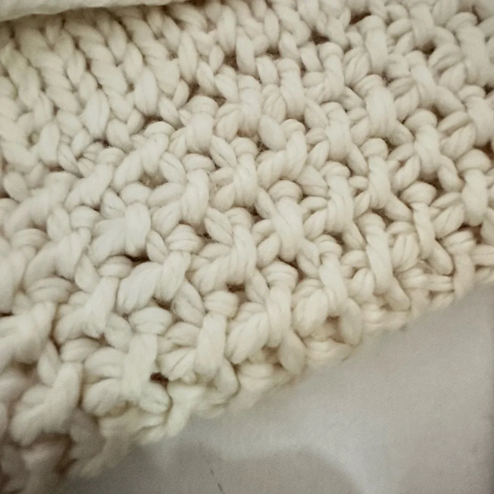 Lutz&Patmos for WEST ELM Knitted lumbar pillow cover Cream NWT